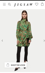 Les Parisiennes des Mamansnet: JesusFlo Superstar in a Back Lit Kaftan (Toyboy Not Included)