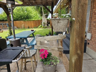 Flying into May - Fledglings welcome all as we conquer the clutter