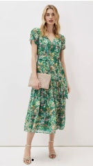 Which dress for ‘posh’ do?