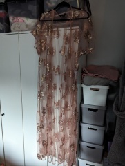 What would you wear with a rose gold sequin kimono