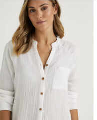 Clothes to defrump me