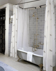 Tips for shower curtain around a claw foot tub with shower