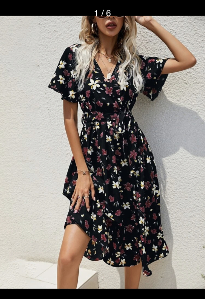 Outfit for a festival for a middle aged chubby lady