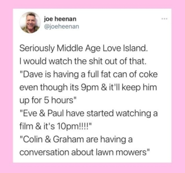 IVE GOT A TEXT - Love Island Summer 2023. Everyone's on Job, laying on factor 50