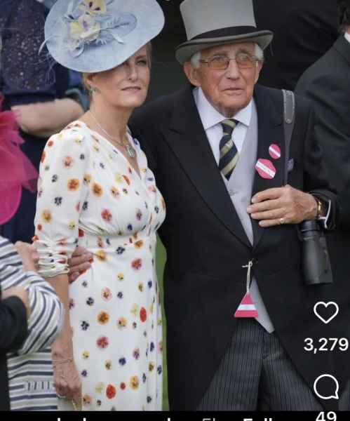 Royal Style and Beauty: Trooping forward - colour glitter and style but more tiaras may take a while..