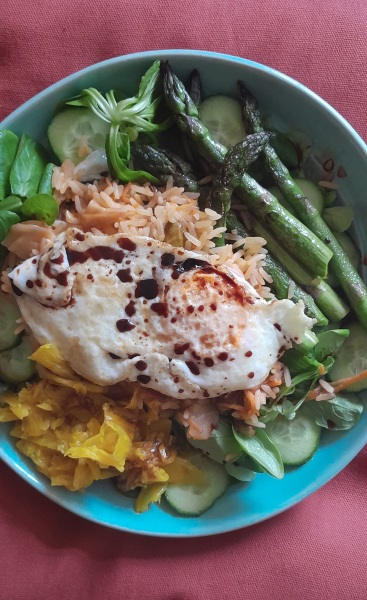 Is this a mumsnet massive salad? 