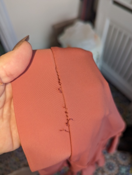 Can you re-stitch swimwear 