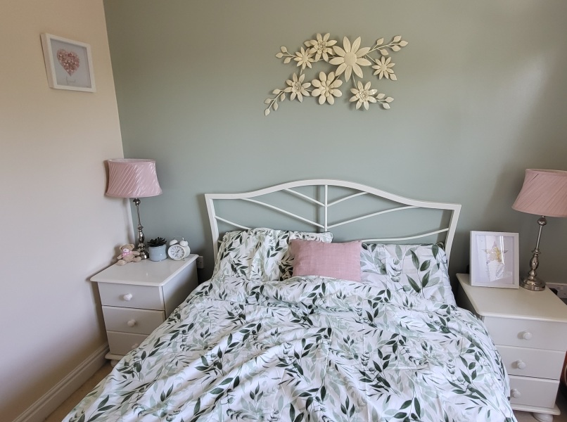 How best to complete this re-decorated room?