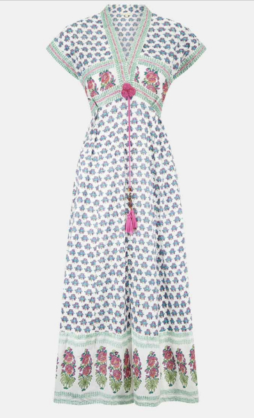 Royal Style and Beauty: Trooping forward - colour glitter and style but more tiaras may take a while..