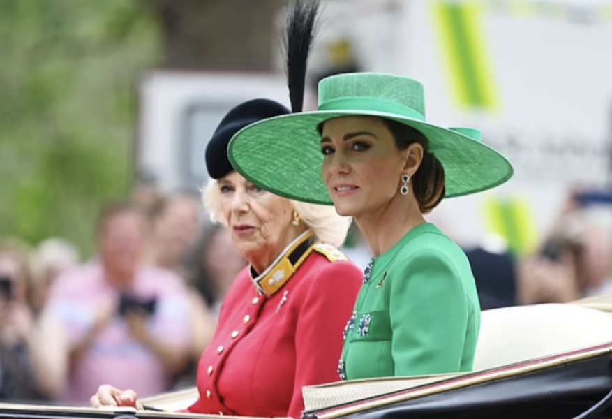 Royal Style and Beauty: Trooping forward - colour glitter and style but more tiaras may take a while..