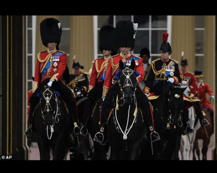 Royal Style and Beauty: Trooping forward - colour glitter and style but more tiaras may take a while..