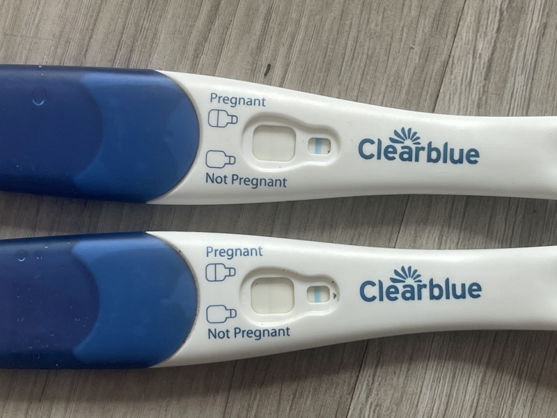 To ask if this pregnancy test looks positive?! 