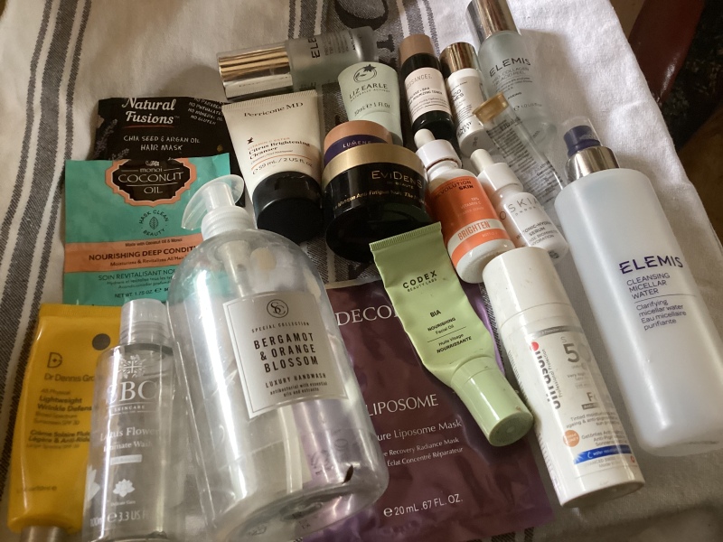 Addicted to buying beauty products? Are you a beauty product hoarder? This thread is for you!