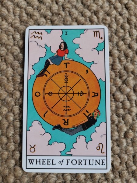 Anyone want a tarot reading?