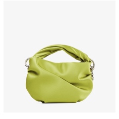 What kind of bag is "in" at the moment?