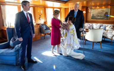 Royal Style and Beauty: Trooping forward - colour glitter and style but more tiaras may take a while..