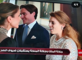 Royal Style and Beauty: St Edward's Crown is back in the box, time for more diamonds, glitter and frocks! 