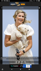 Royal Style and Beauty: Trooping forward - colour glitter and style but more tiaras may take a while..