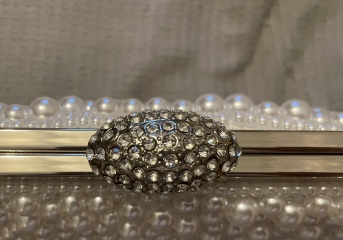 Help with this clasp!