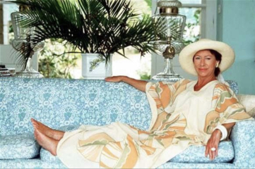 Royal Style and Beauty: Trooping forward - colour glitter and style but more tiaras may take a while..