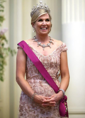 Royal Style and Beauty: Trooping forward - colour glitter and style but more tiaras may take a while..