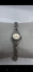 Vintage watch - can anyone help identify age?