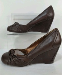 Stylish, flat, semi-smart, summer, closed-toe shoes don’t exist. 