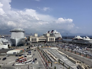 Naples - the Marmite City - I promised an update :)
