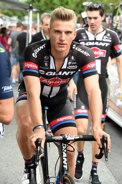 Swagger Inn 174 - It's Spring, supposedly.  Let's all dance around the maypole with the HBFs