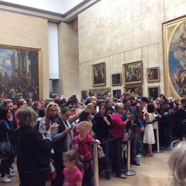 To be rude to this woman in an art gallery