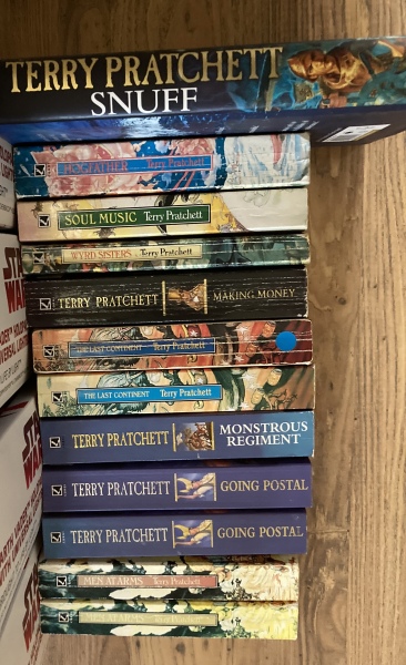 Am I missing out not reading Terry Pratchet?