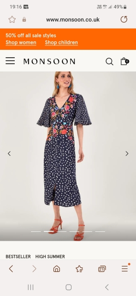 Help finding shoes and earrings for this dress