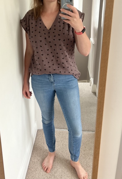 Stitch and bitch #7. Hanging by a thread