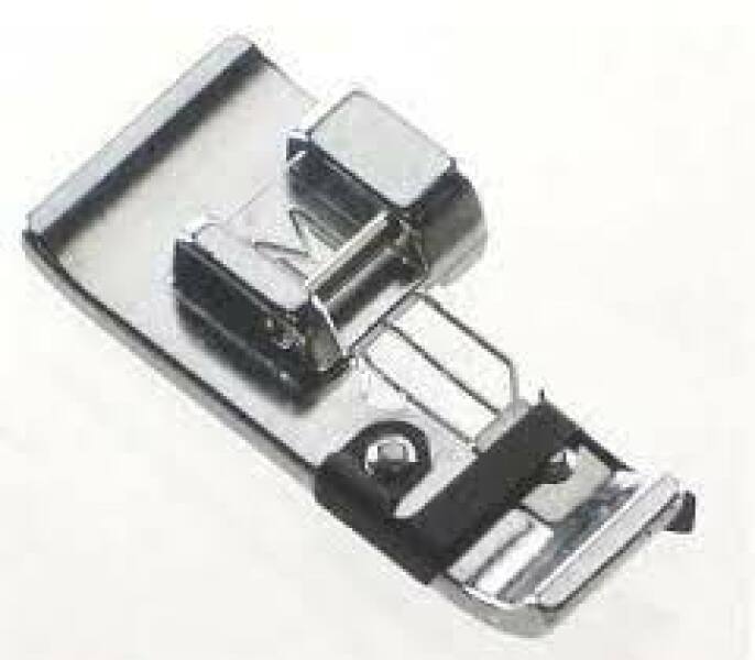 Stitch and bitch #7. Hanging by a thread