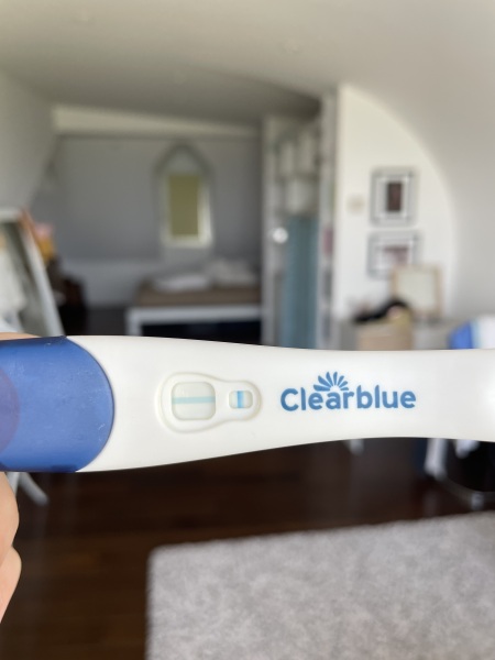 Clearblue pregancy test. Is this real positive or a evap lone