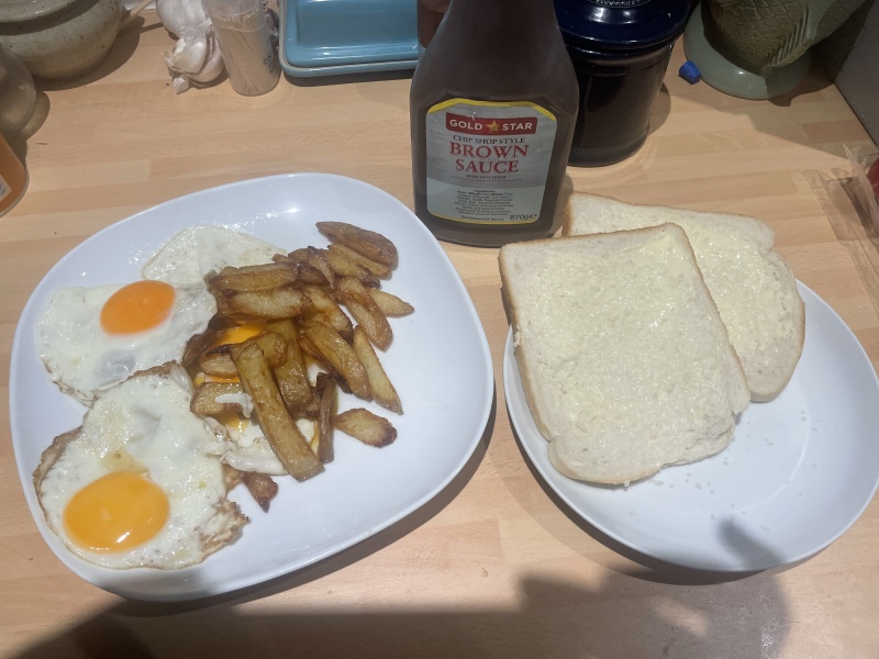 Egg and chips