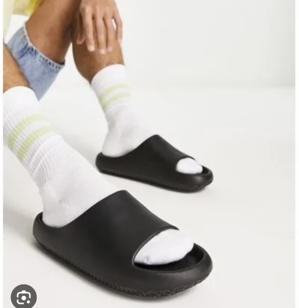 What are your 15 year old girls wearing