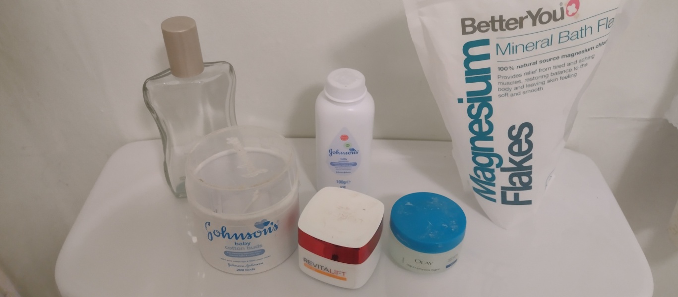 Do you get the urge to splurge on beauty products? Are your cupboards full of your stash? Join this group of beauty addicts!