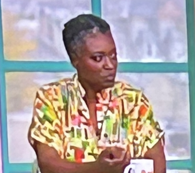 Andi Soho’s dress/top on Sunday Brunch right now!
