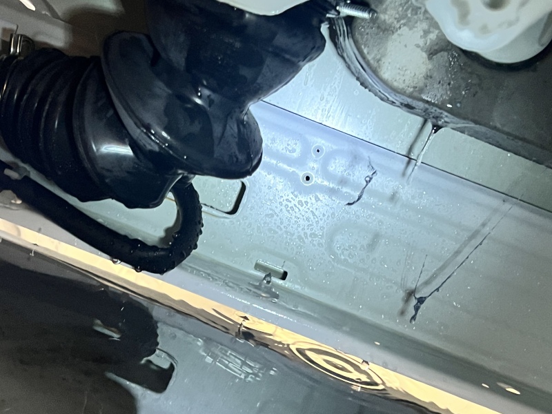 Leaking washing machine
