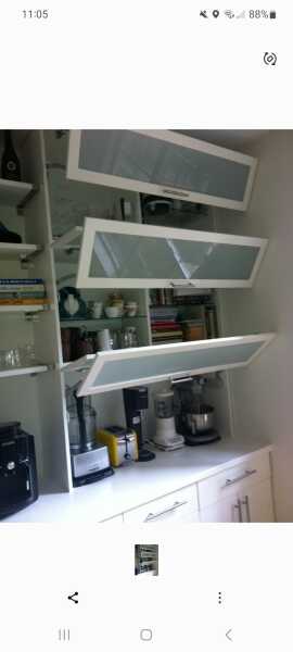 I bought these fabulous hinges (2nd hand) & no-one knows how to fit them - Any ideas?