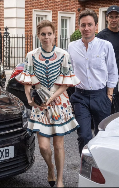 Royal Style and Beauty: Carpe Diadem! No tears or tiers, just tiaras please 