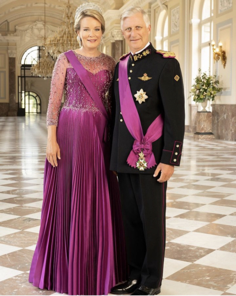 Royal Style and Beauty: Carpe Diadem! No tears or tiers, just tiaras please 