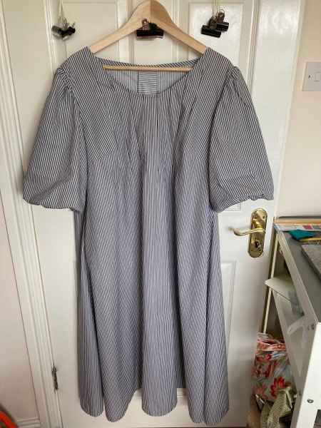 Stitch and bitch #7. Hanging by a thread