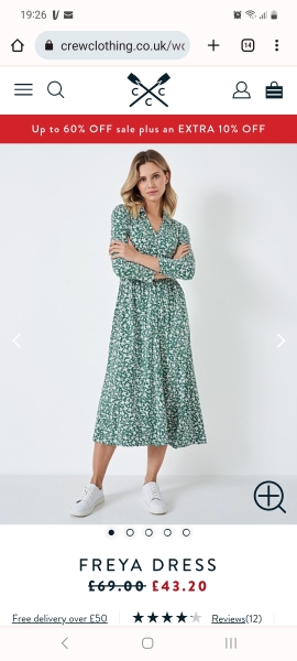 Please help me find a belt for my dress!