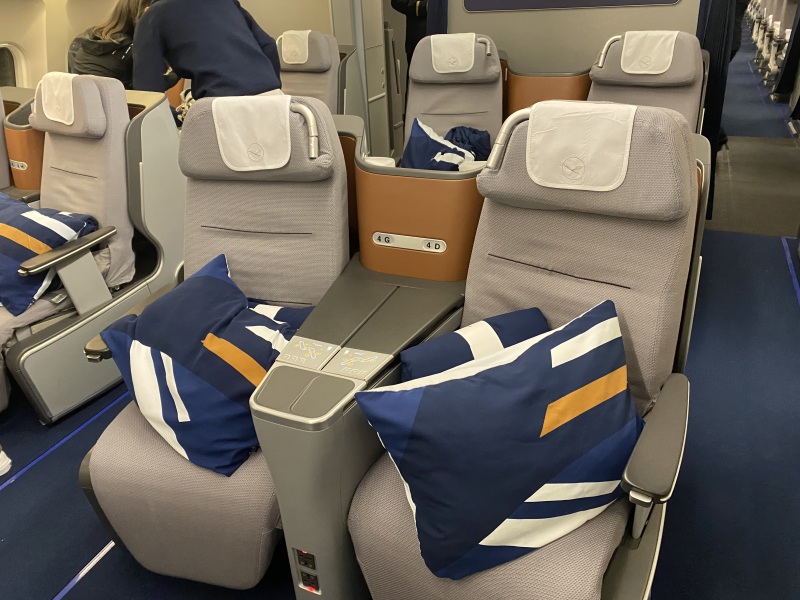 Lufthansa Business Class