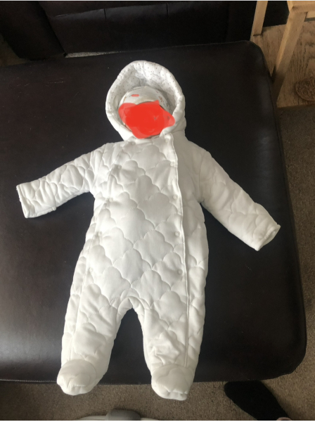 Advice on baby clothes pleaseee!!