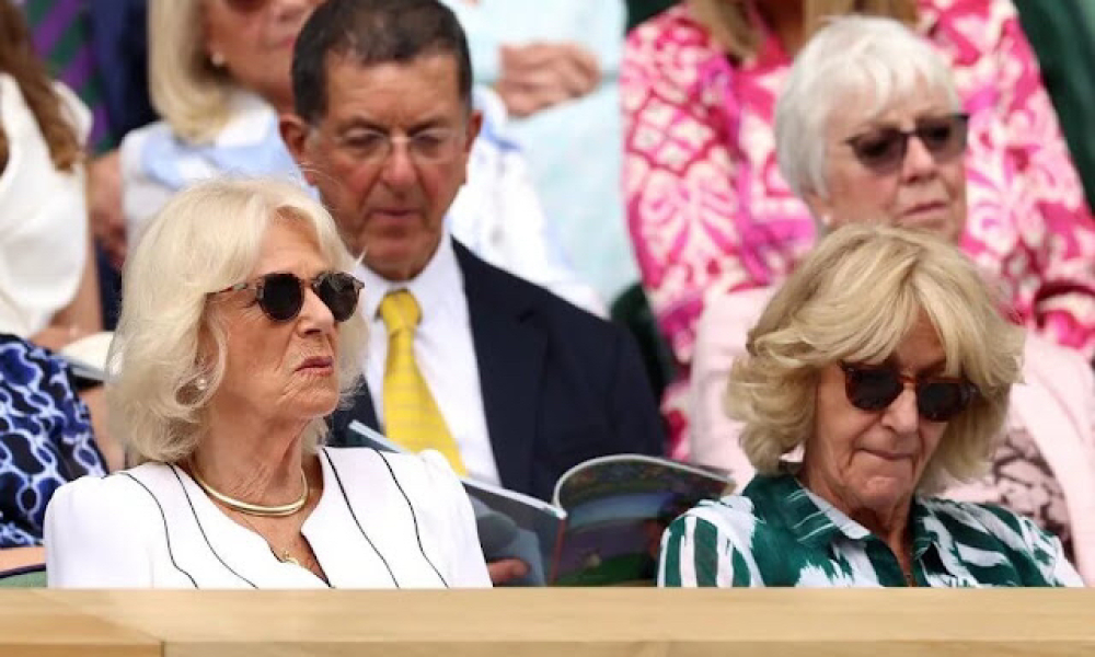 Royal Style and Beauty: Carpe Diadem! No tears or tiers, just tiaras please 