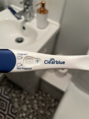Can anyone else see a line? 9DPO