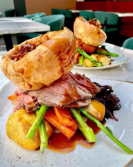 To the £19.95 each for a Sunday lunch is expensive?
